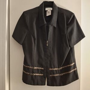 Miss Dorby Women's Black Short Sleeve Blouse with Animal Print Detail